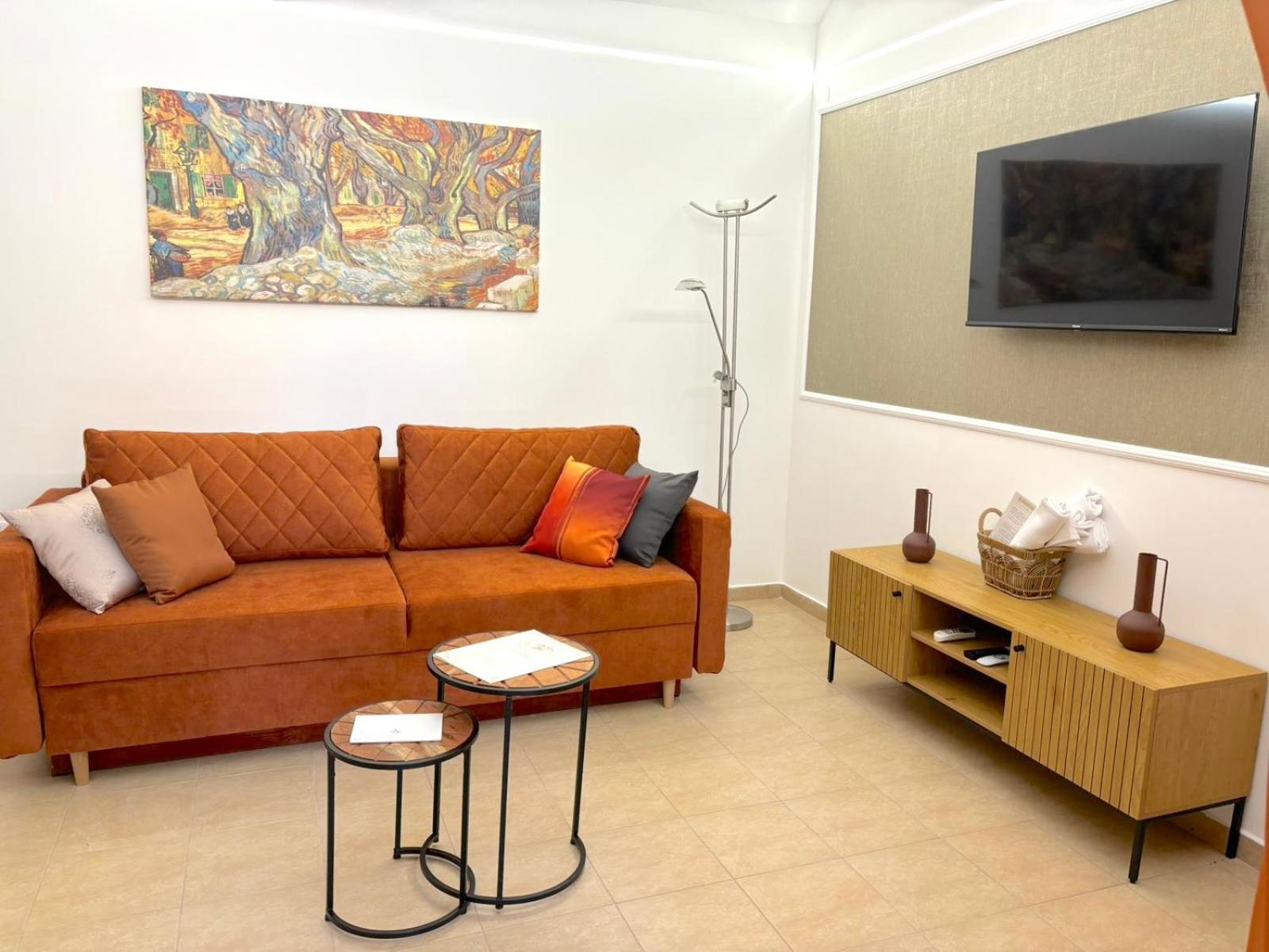 Lamour Apartment
